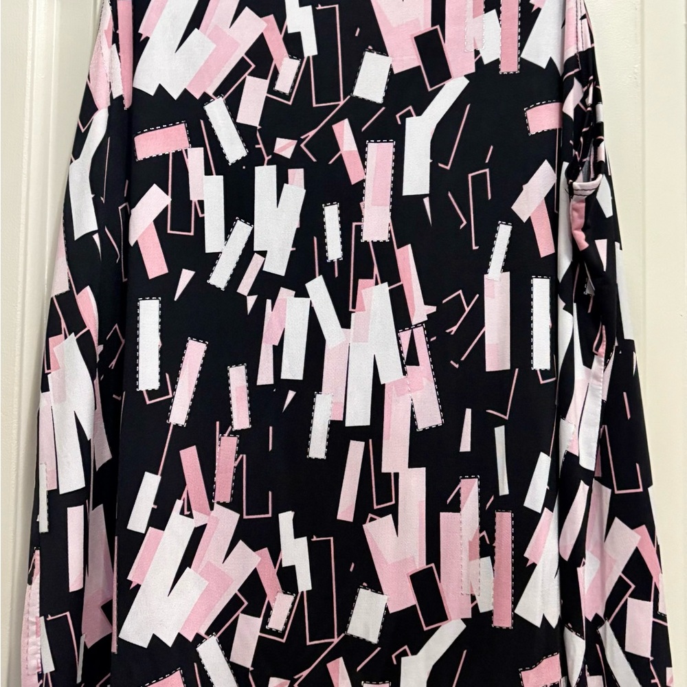 Women's Black and Pink Sleeveless Top - Picture 3 of 5